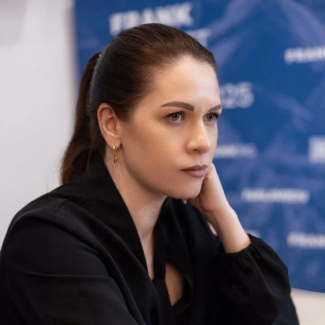 Светлана Захарова